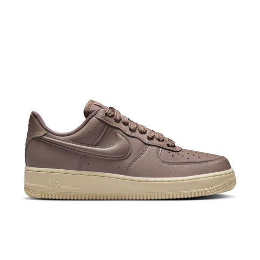 W Nike Air Force 1 '07 HF2014-200 - Velora