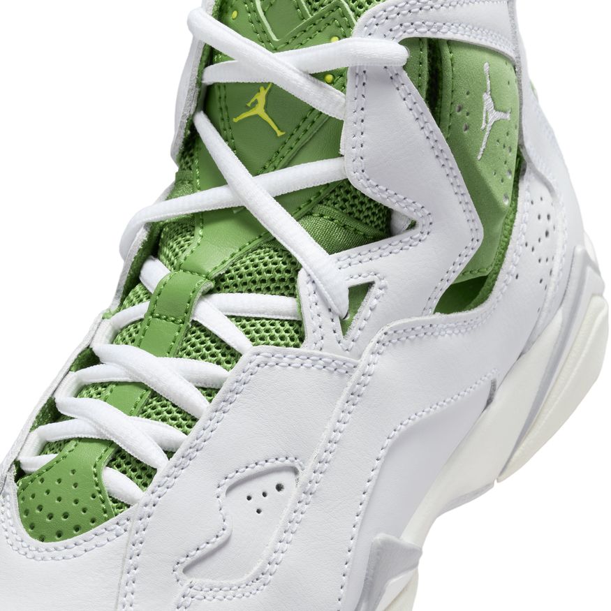 Y Jordan True Flight HF4780-100 - Velora
