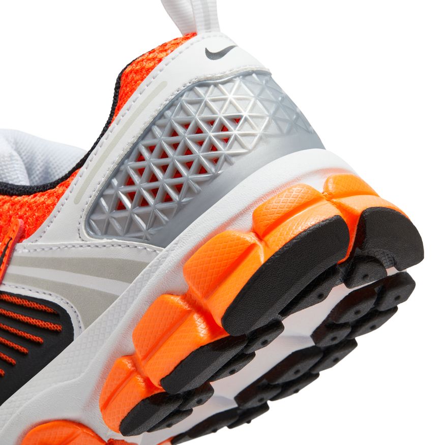 Y Nike Vomero 5 HF6998-800 - Velora