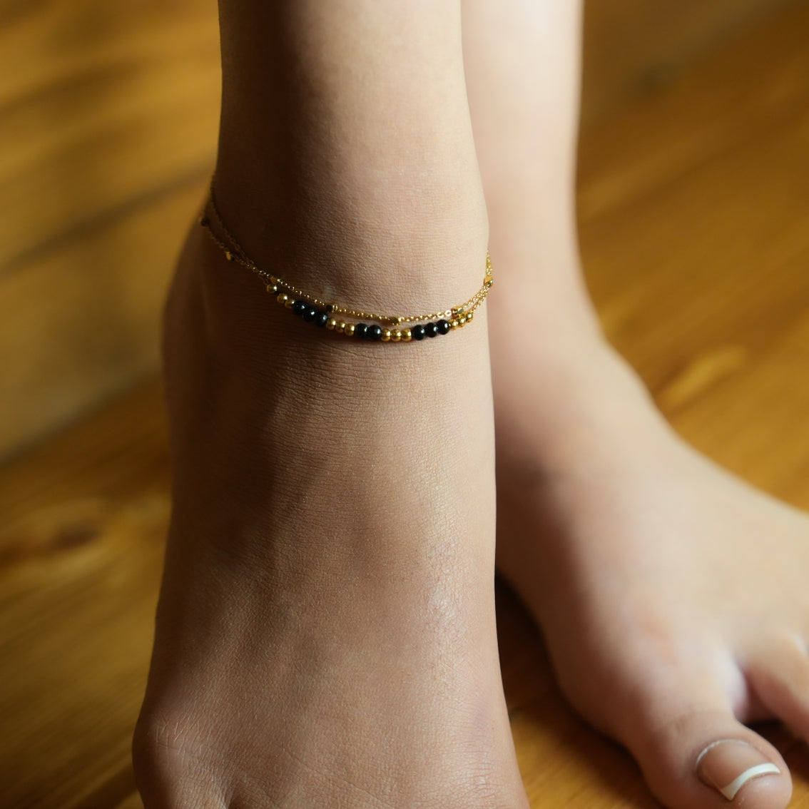 HILDA LG: Two-in-One Square Beads & Round Beads in Black & Gold Anklet. - Velora Luxury Fashion