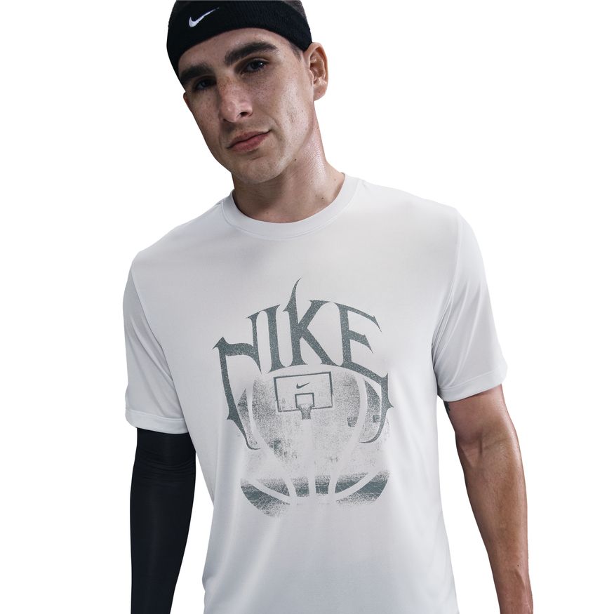 M Nike HJ3474-025 - Velora
