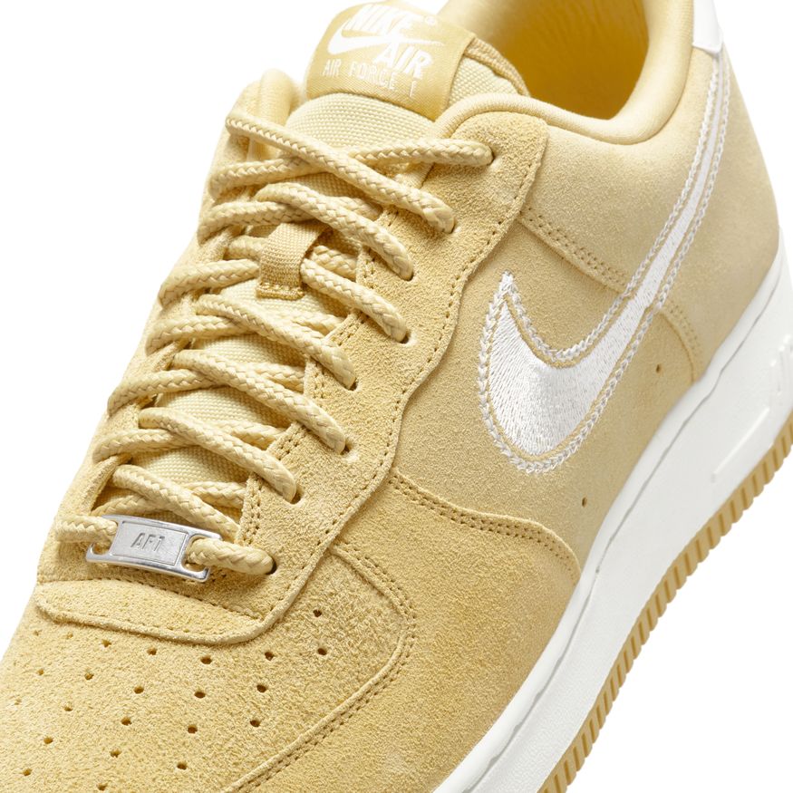 M Nike Air Force 1 '07 LV8 HJ4465-700 - Velora