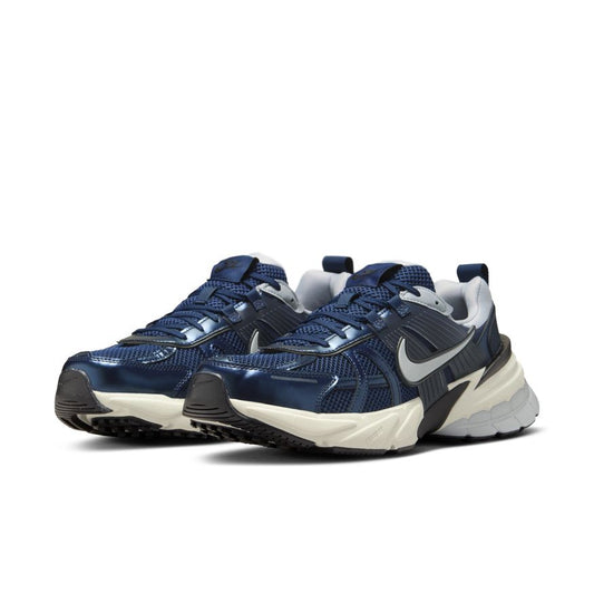 M Nike V2K Run HJ4497-400 - Velora
