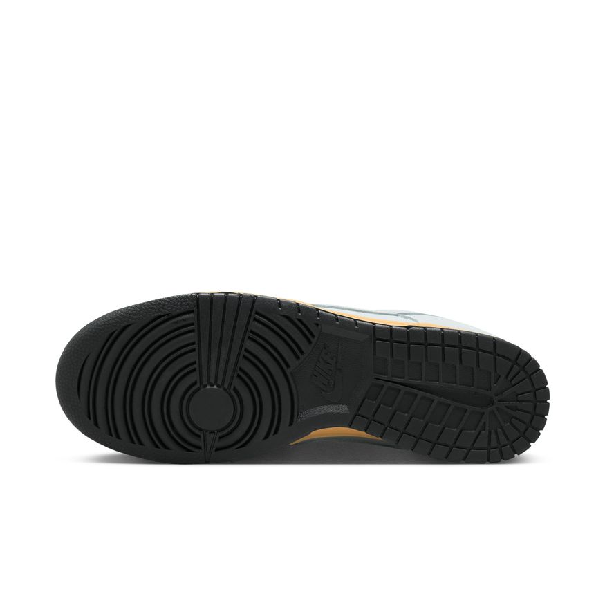 M Nike Dunk Low Retro SE HQ1932-001 - Velora