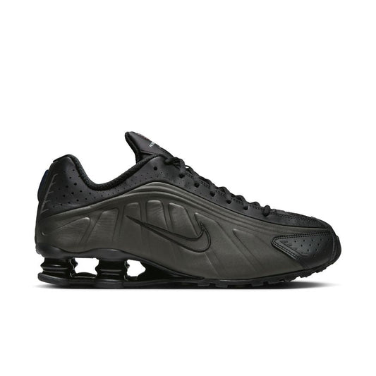 M Nike Shox R4 HQ1988-001 - Velora