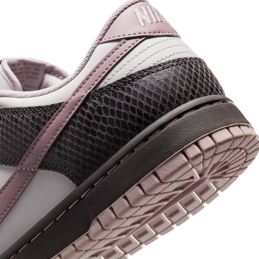 M Nike Dunk Low SE HV6932-299 - Velora