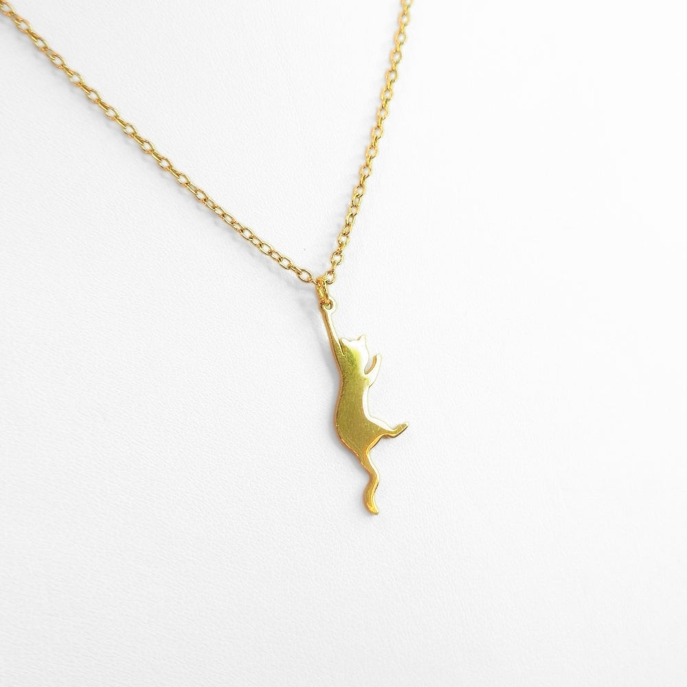 Hang In There Kitty Necklace - Velora