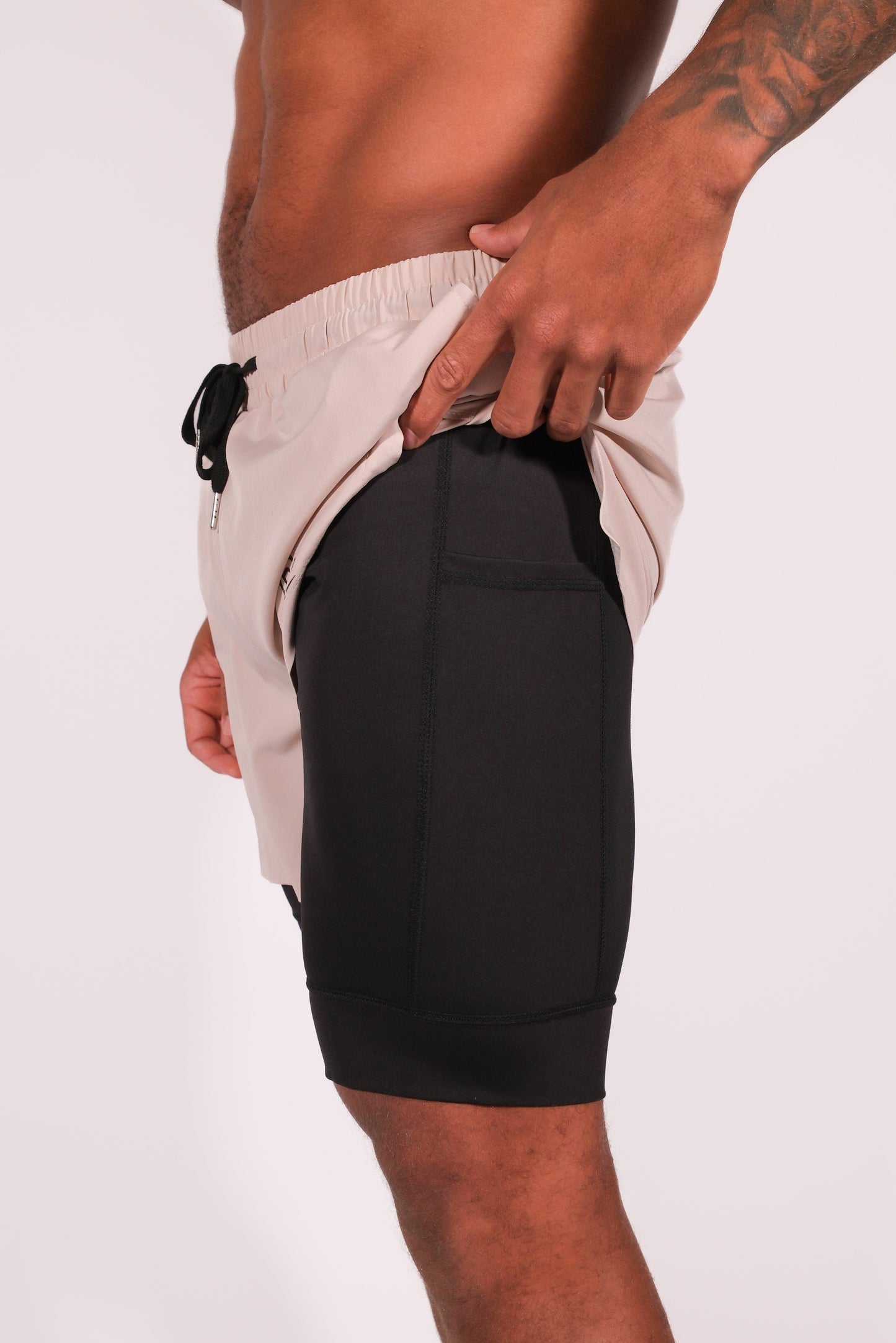 STAY OBSESSED SHORTS