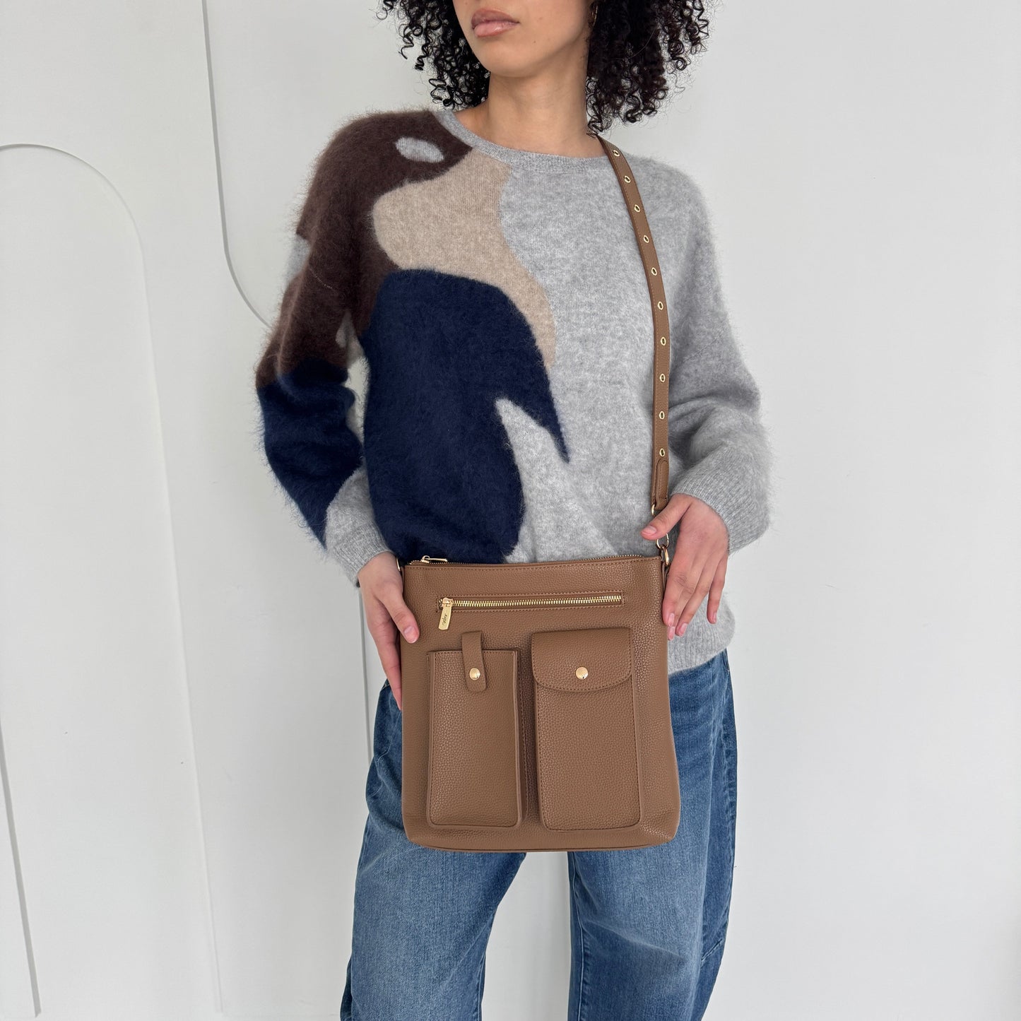 Sofia Messenger Crossbody