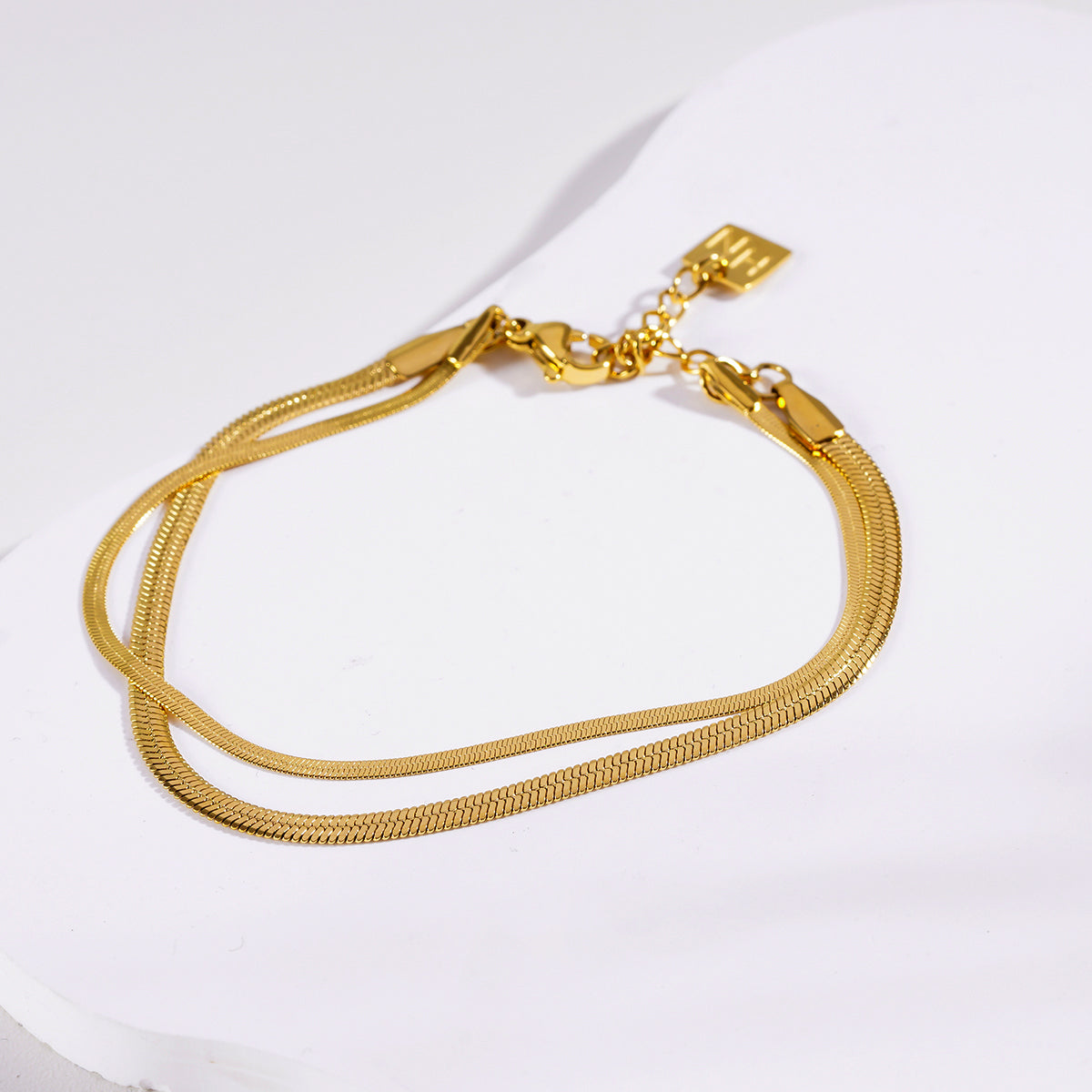 INESE: Snake-Skin Textured 2-Layer Gold Bracelet - Velora Luxury Fashion