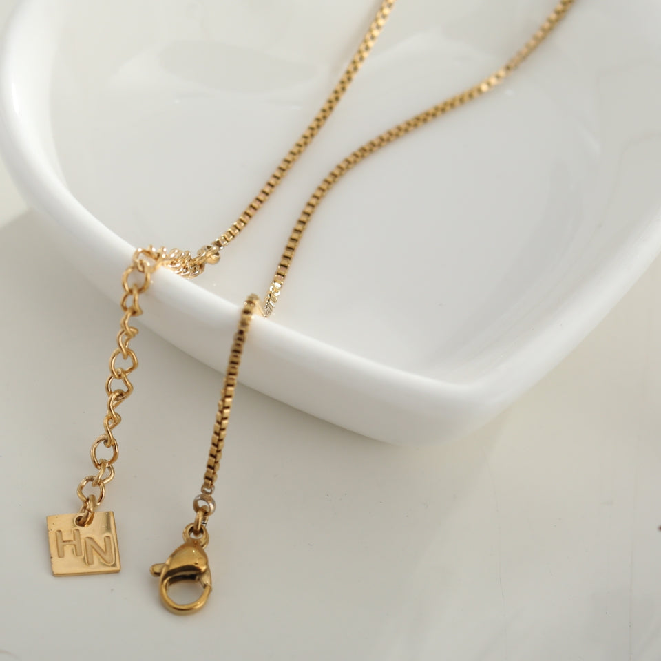 INGA: Mini-Box Chain Necklace in Gold - Velora Luxury Fashion