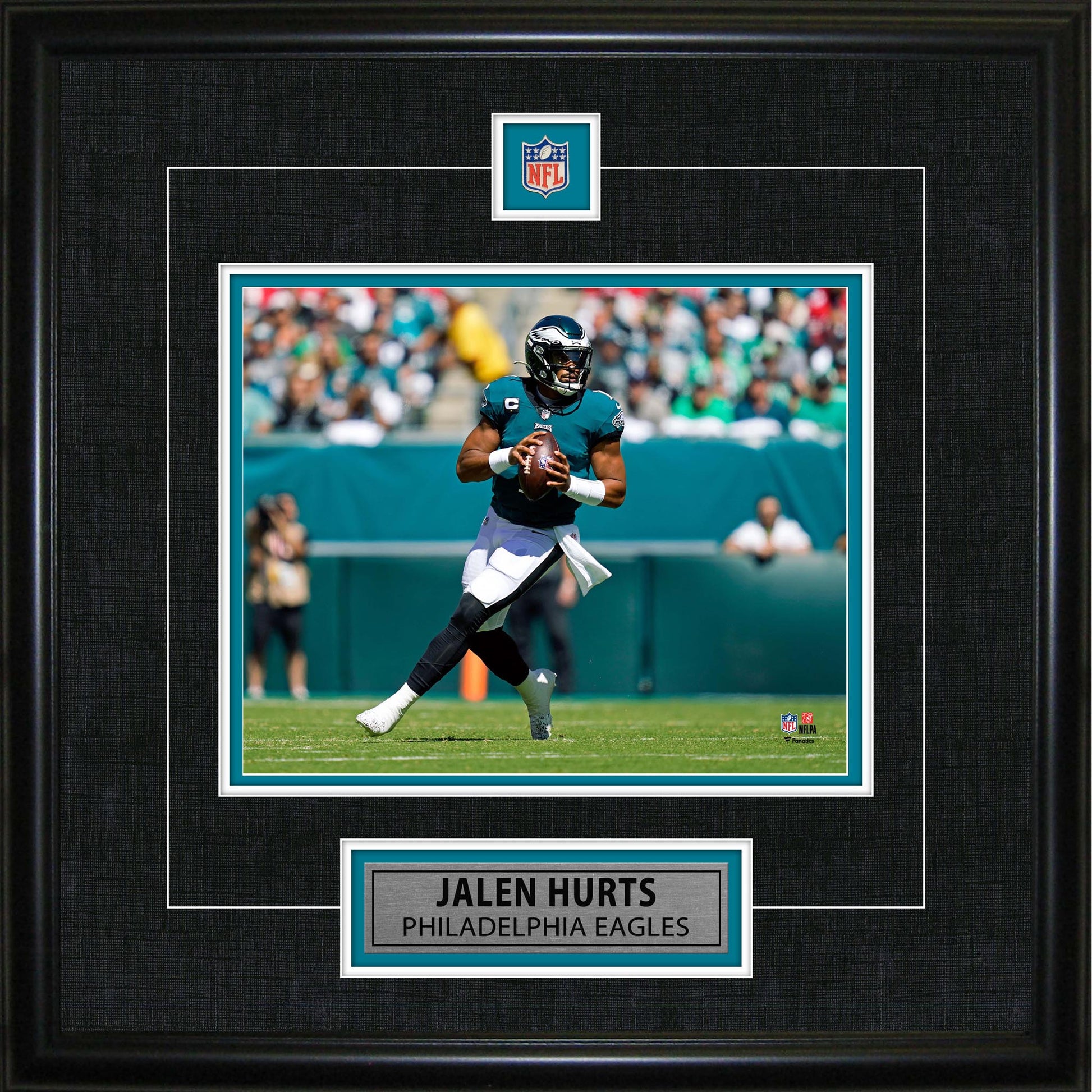 Jalen Hurts Framed Pin & Plate Eagles - Velora Luxury Fashion