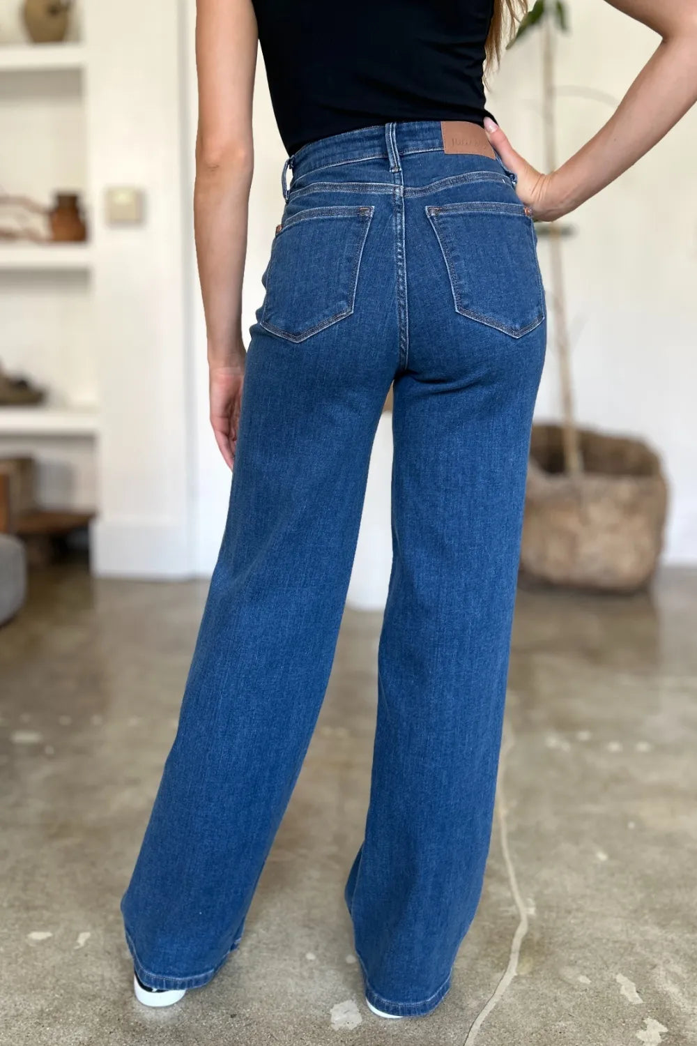 Judy Blue Full Size High Rise Straight Jeans - Velora