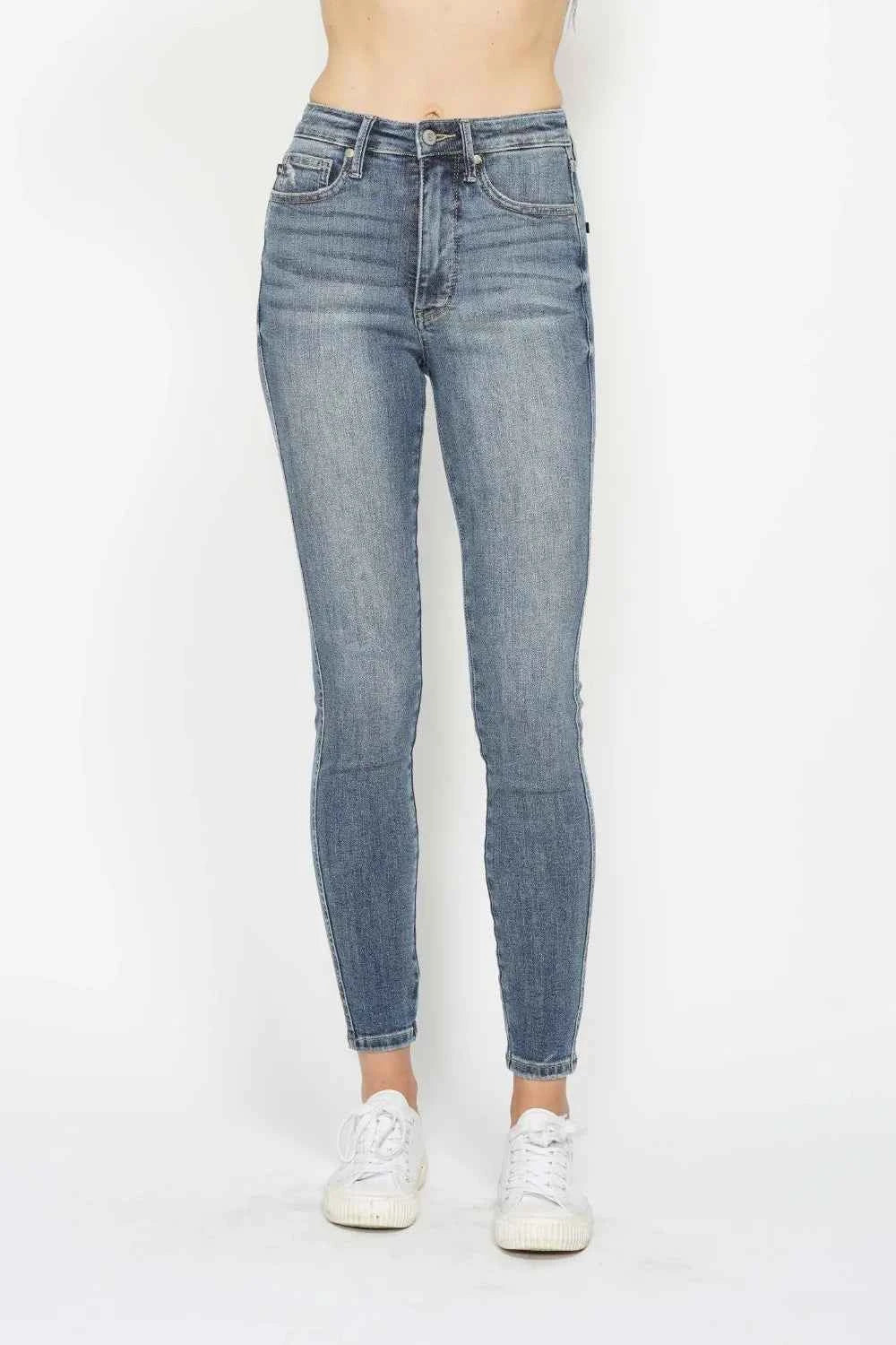 Judy Blue Full Size Tummy Control Contrast Wash Skinny Jeans