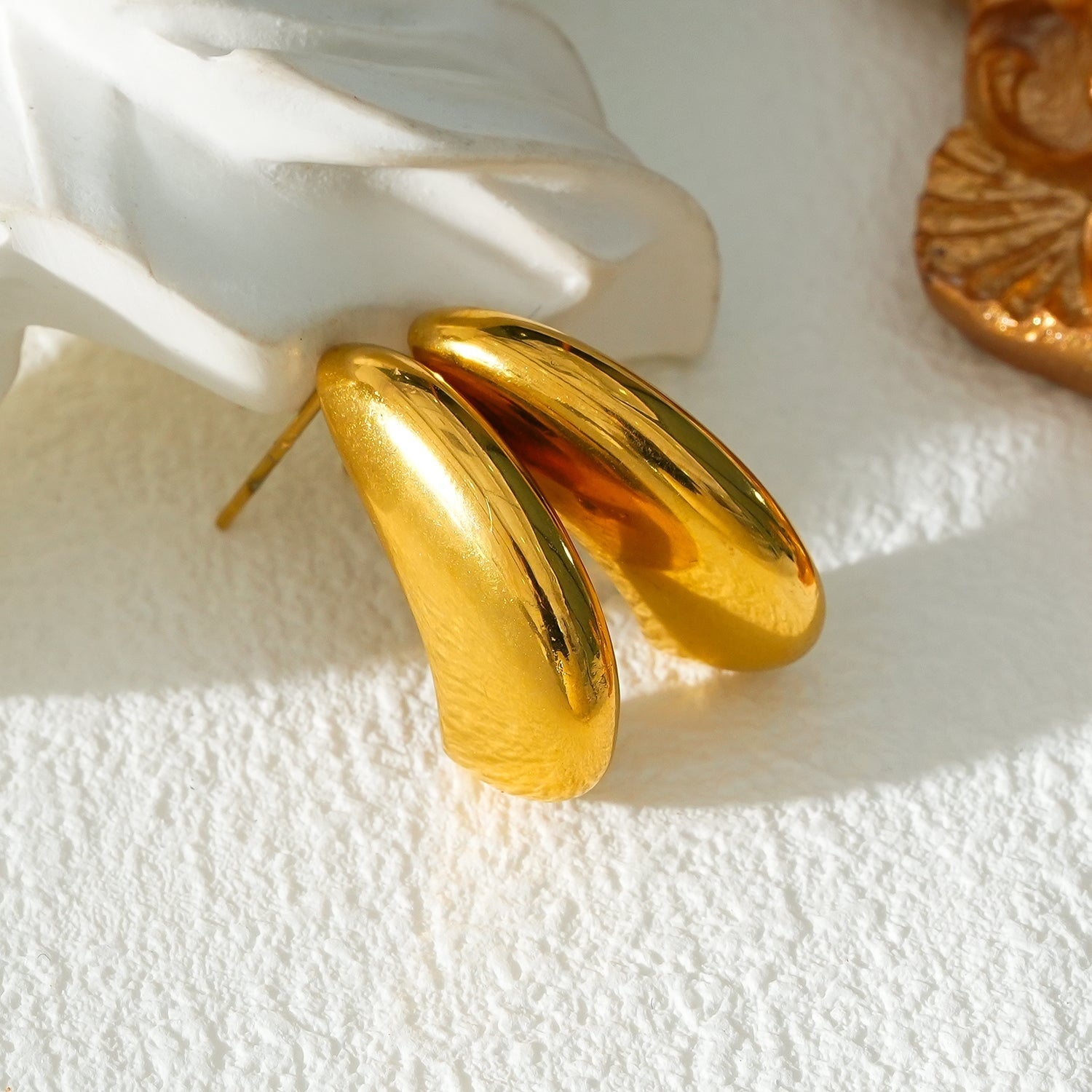 KEENE Gold: Chunky Look Light Weight Geometric Stud Earrings - Velora Luxury Fashion