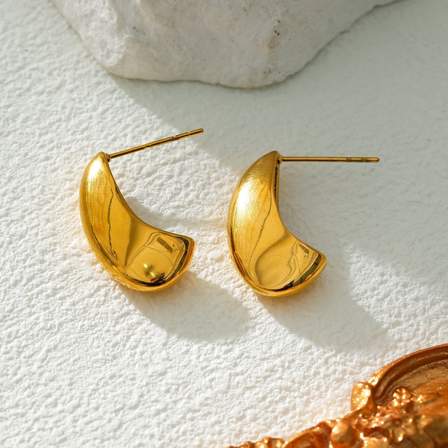 KEENE Gold: Chunky Look Light Weight Geometric Stud Earrings - Velora Luxury Fashion