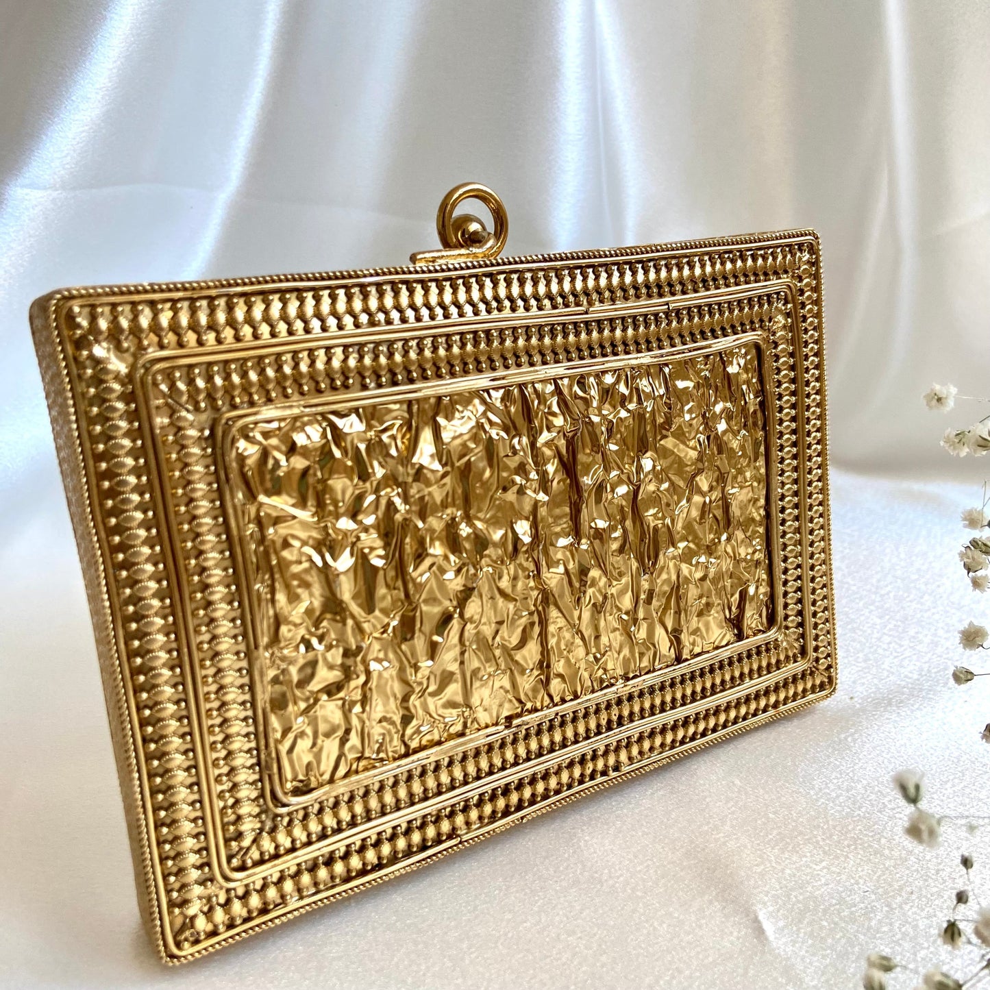 KRYSTAL Clutch - Velora Luxury Fashion