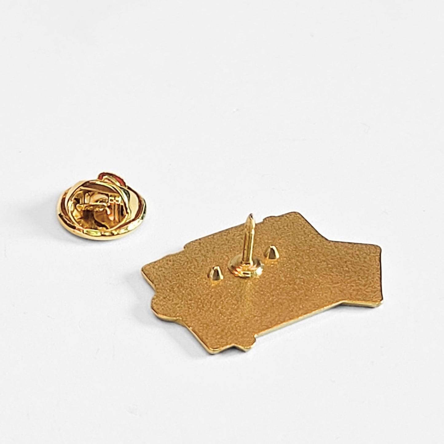 Keep Creating | Collectible Pin - Velora