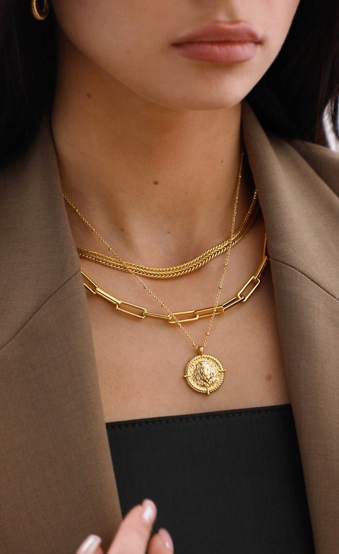 Leo Necklace - Velora Luxury Fashion