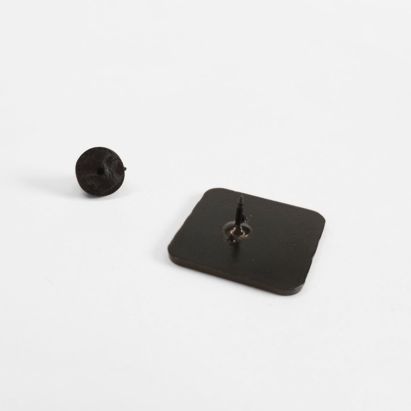 Live in the Present | Collectible Pin - Velora