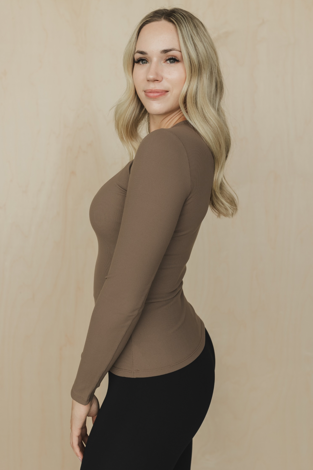 Long Sleeve *Ribbed - Velora Luxury Fashion