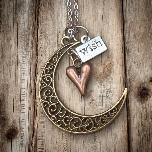 Love you to the Moon Necklace - Velora Luxury Fashion