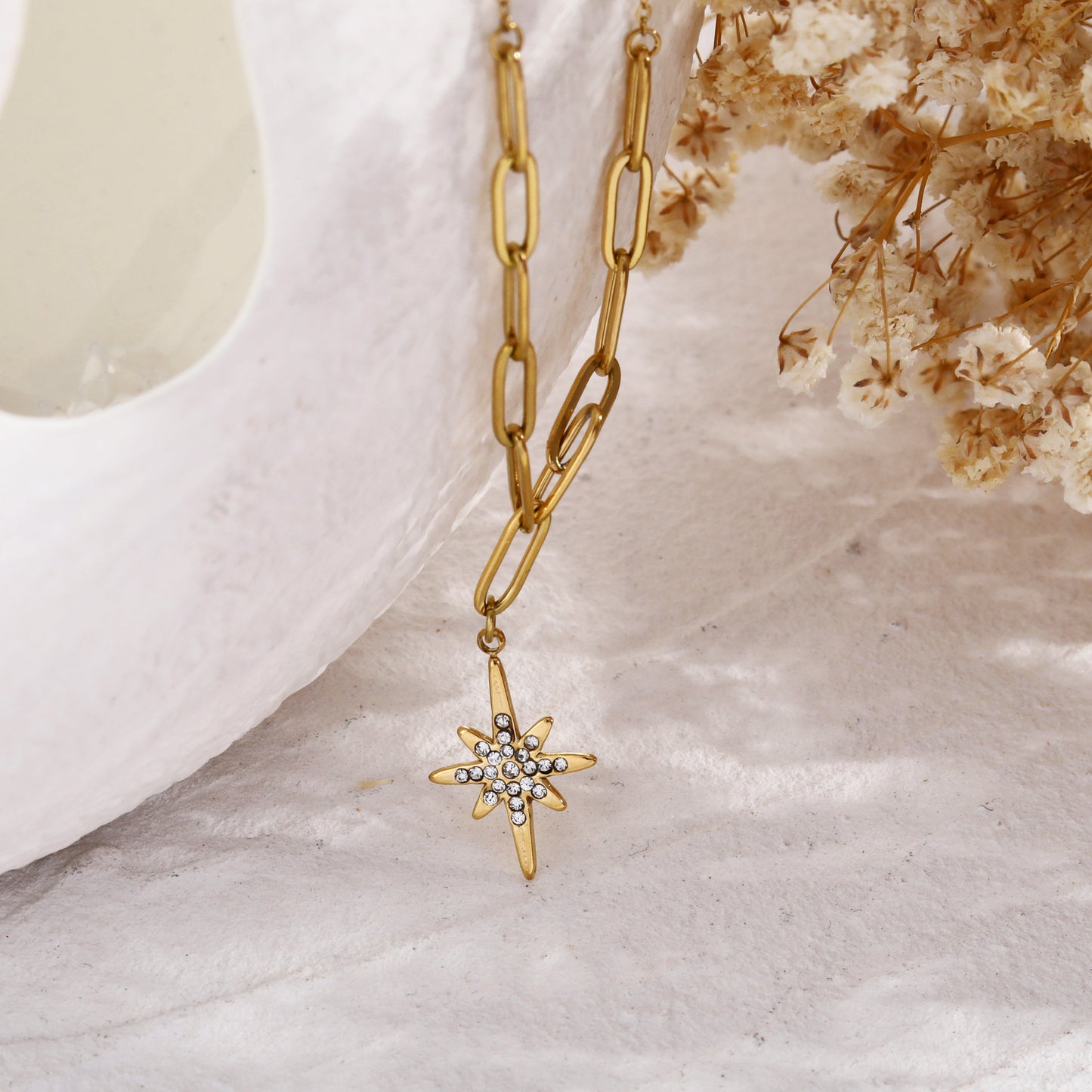 MALVINA Mix Gold Chain with Zirconia Studded Star Pendant - Velora Luxury Fashion
