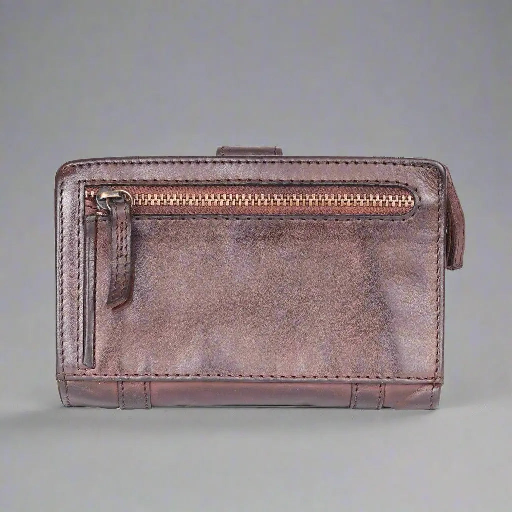MET Women's Leather Credit Card Wallet - Velora Luxury Fashion
