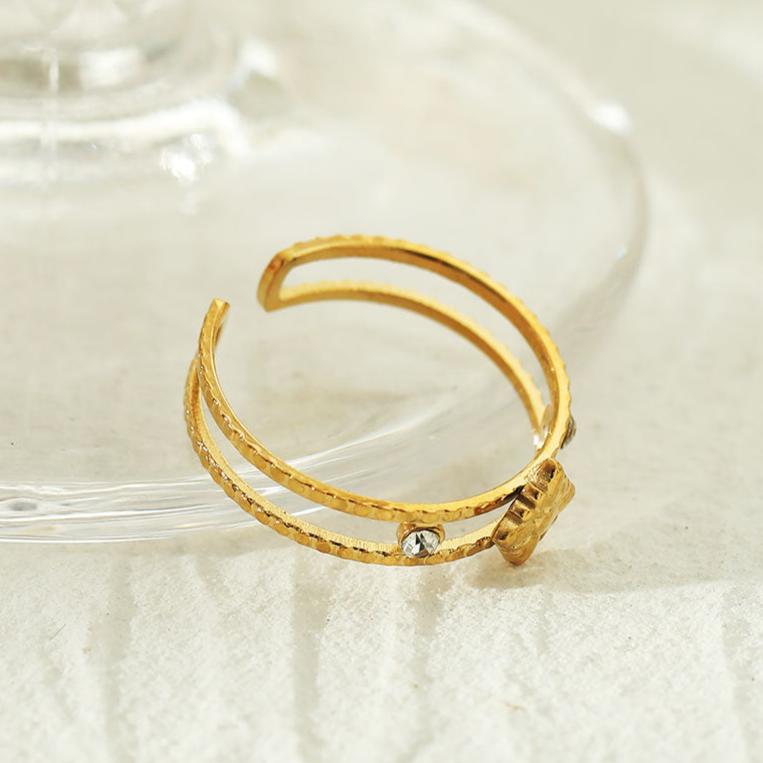 MICHELE Gold:  Vintage Inspired Double Stacked Ring - Velora Luxury Fashion