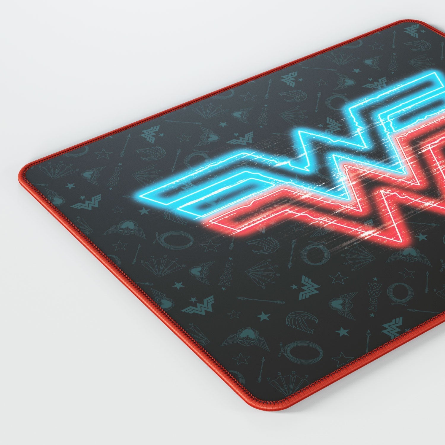 Wonder Woman - Electrified Gaming Mouse Pad - Velora