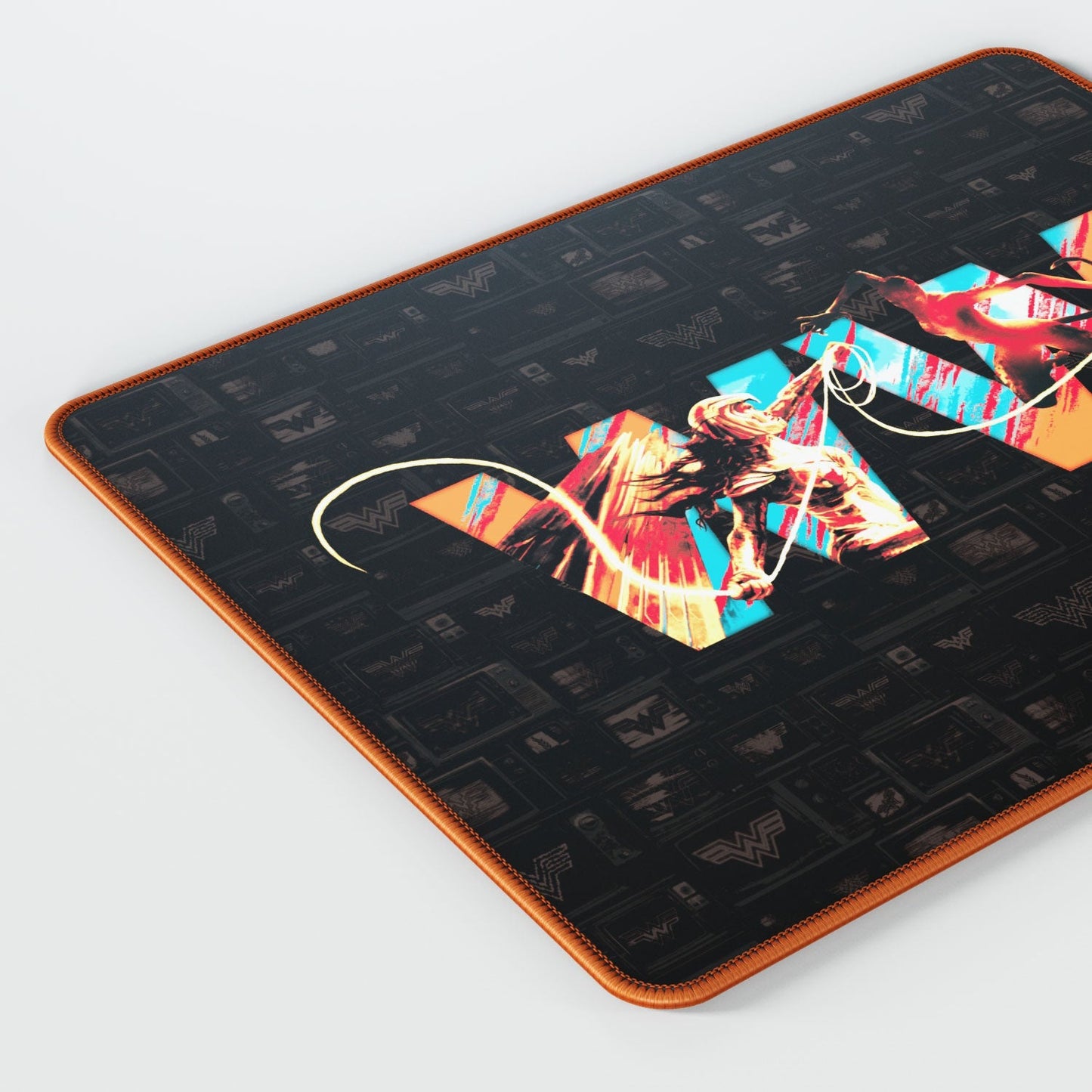 Wonder Woman Vs. Cheetah Gaming Mouse Pad - Velora