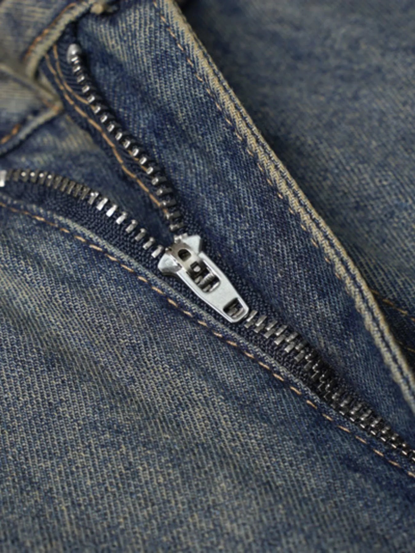 Men's Distressed Wide Leg Vintage Wash Jeans - Velora Luxury Fashion