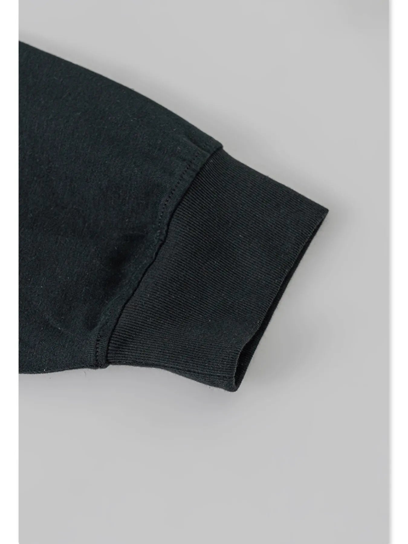 Men's Graphic Round Neck Long Sleeve T-Shirt - Velora Luxury Fashion