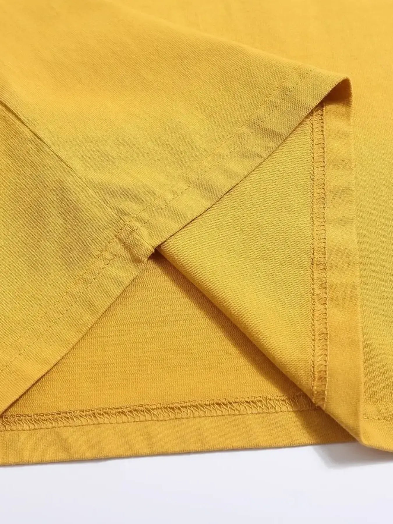 Men's Letter Graphic Round Neck Raglan Sleeve T-Shirt - Velora Luxury Fashion