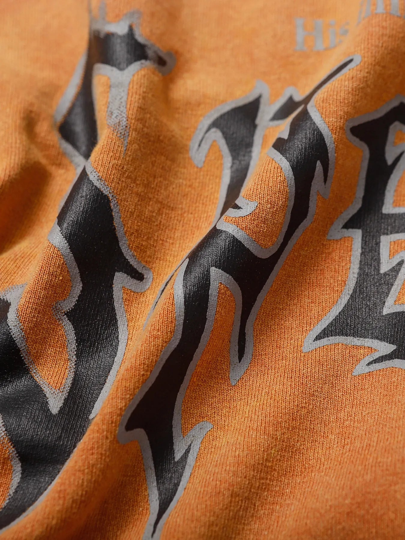 Men's Letter Graphic Round Neck T-Shirt - Velora Luxury Fashion