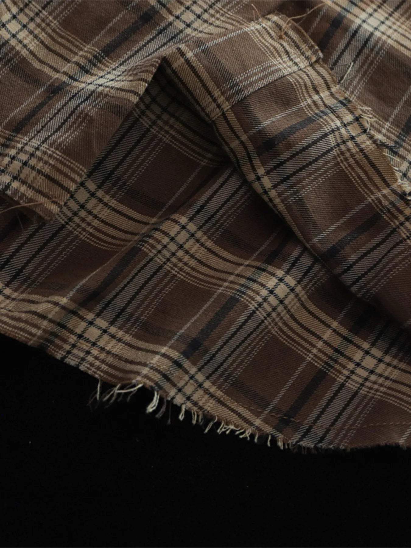 Men's Plaid Button-Down Shirt - Velora Luxury Fashion