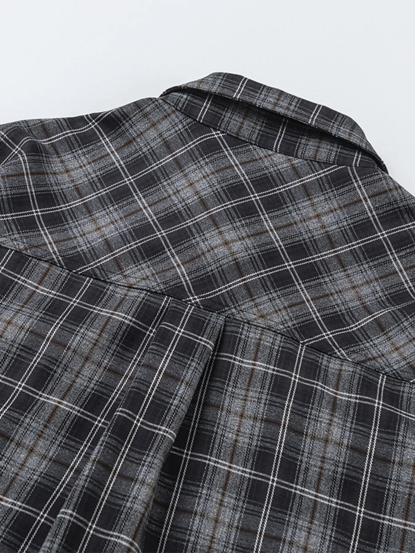 Men's Plaid Button Up Long Sleeve Shirt - Velora Luxury Fashion