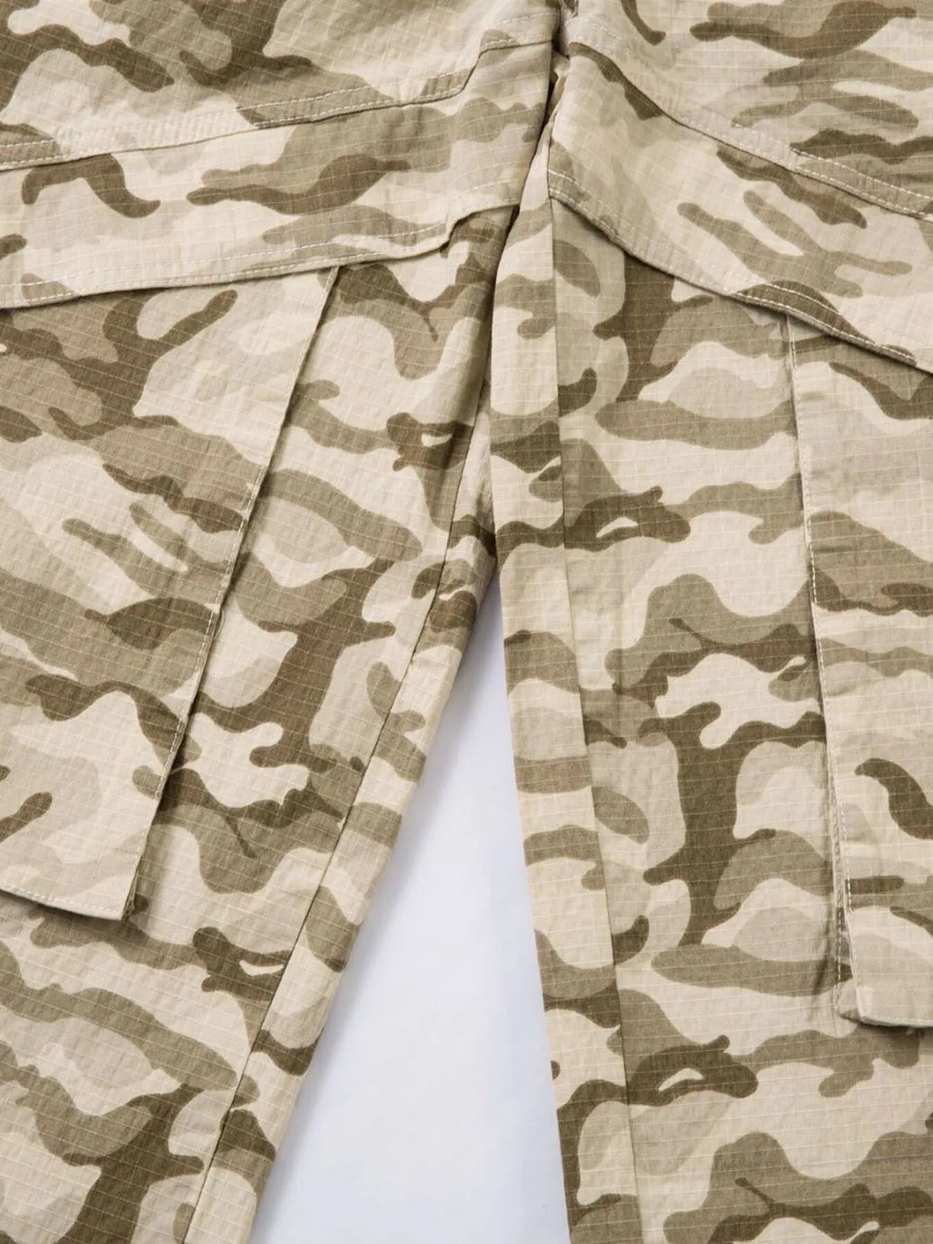 Men's Wide Leg Camo Print Cargo Pants - Velora Luxury Fashion