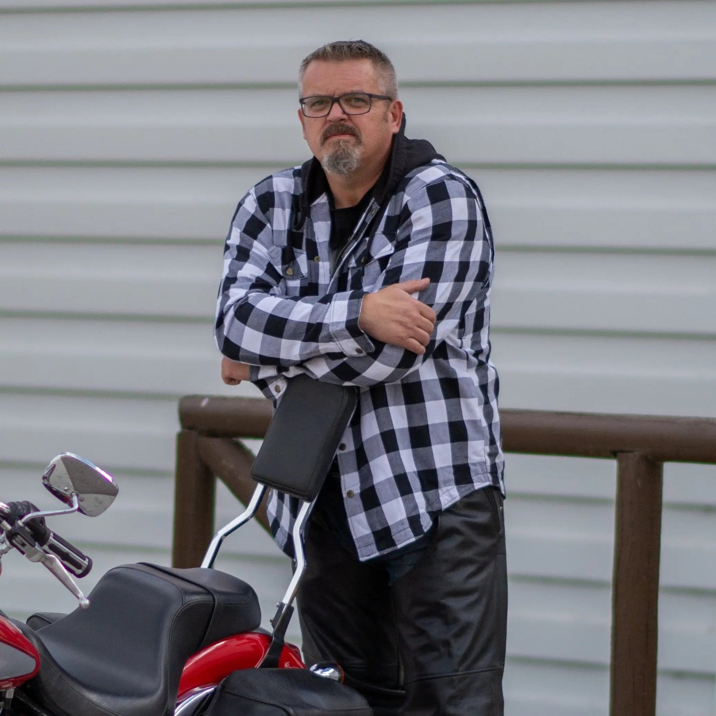 Milwaukee Leather Men's Plaid Flannel Armored Shirt Jacket - Velora Luxury Fashion