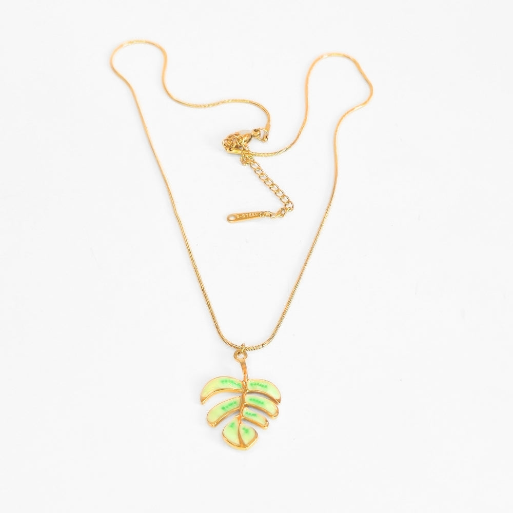 Monstera Leaf Pendant Necklace - Velora