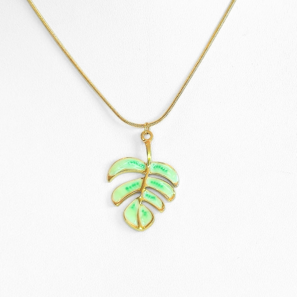 Monstera Leaf Pendant Necklace - Velora