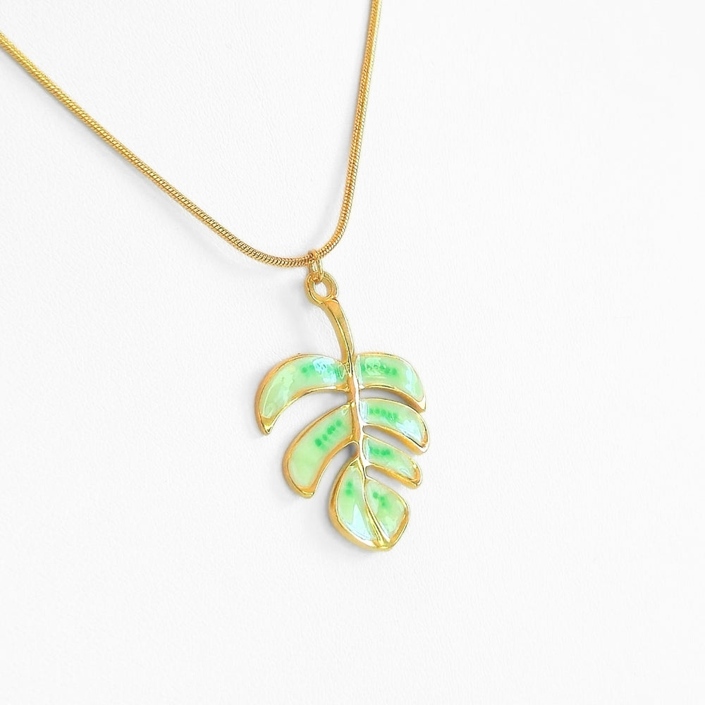 Monstera Leaf Pendant Necklace - Velora
