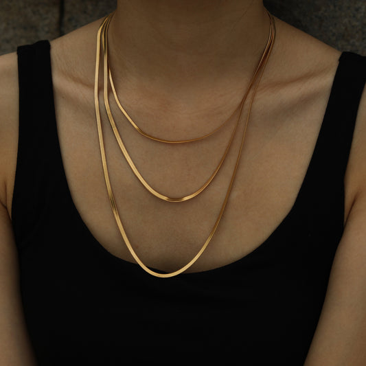 NALA: Snake-Skin Textured Triple Layered Gold Necklace - Velora Luxury Fashion