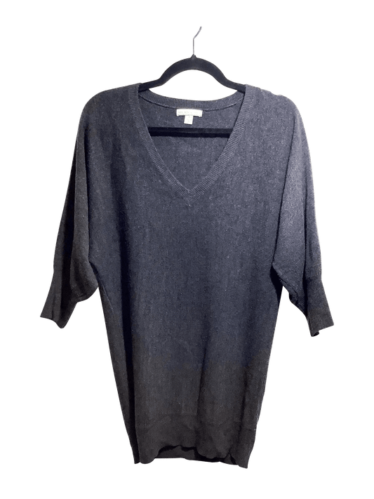 NEW YORK & COMPANY Regular fit T-shirt in Gray - XS - Velora