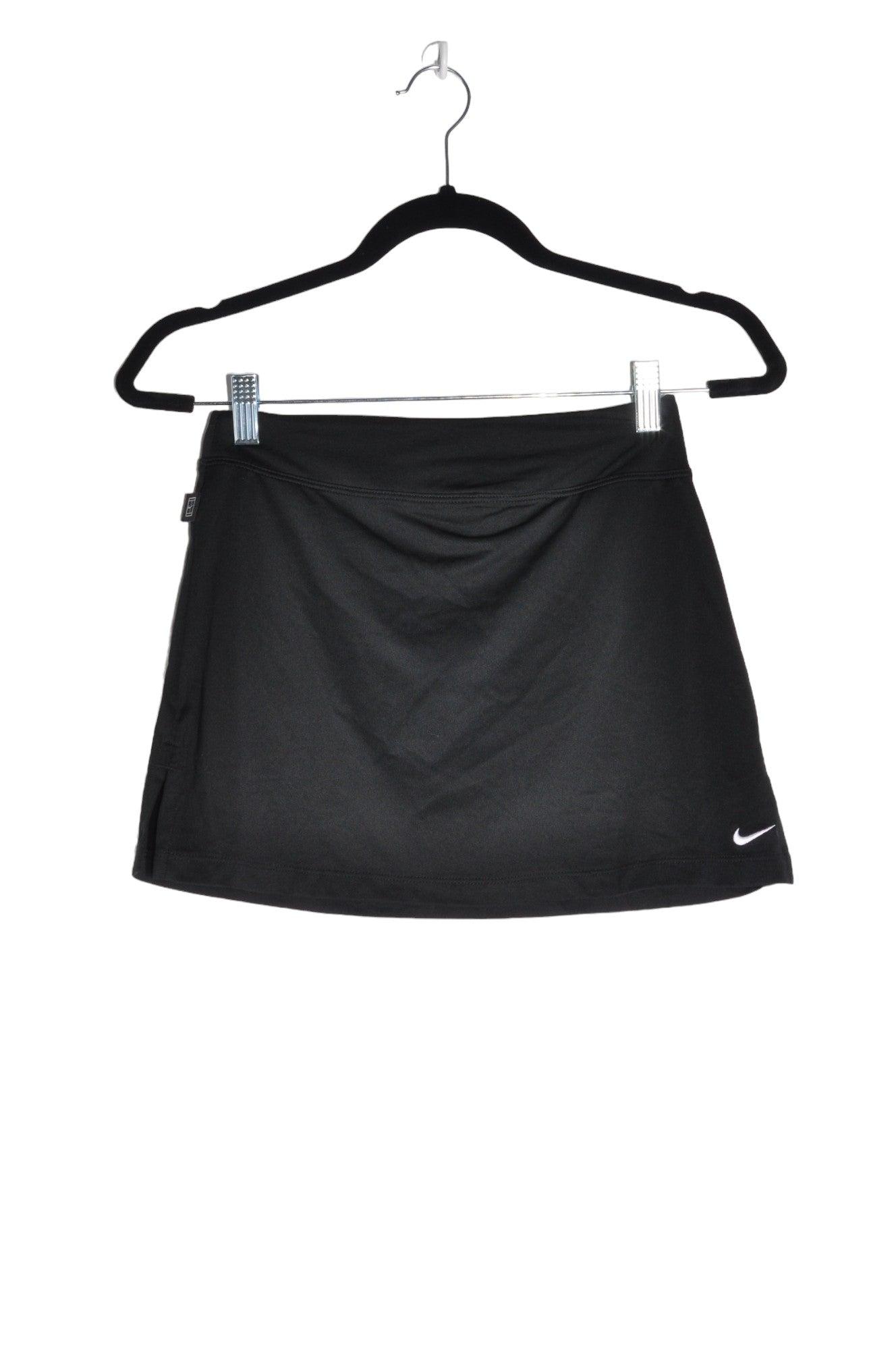 NIKE Women Activewear Shorts & Skirts Regular fit in Black - XS - Velora Luxury Fashion