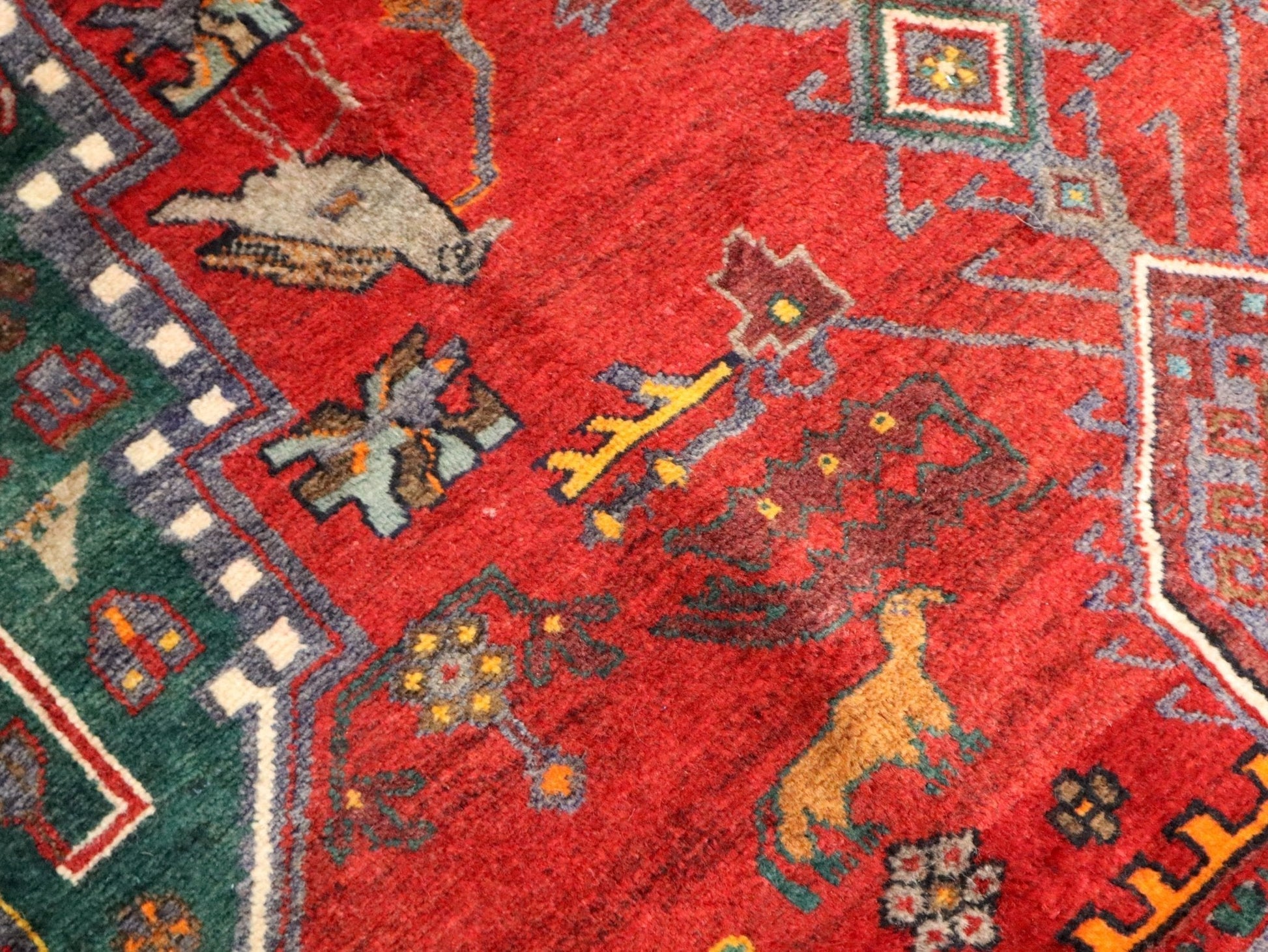 NW Persian Rug | 5' 1” x 9' - Velora Luxury Fashion