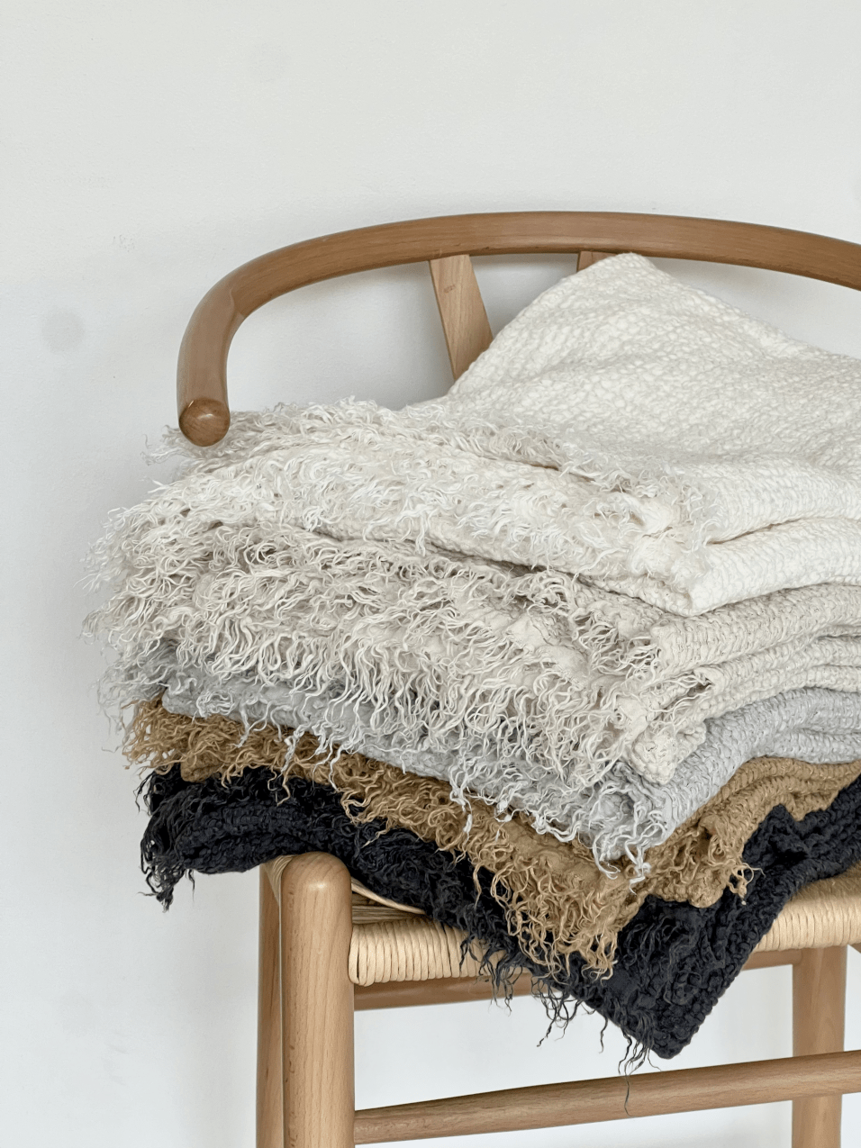 Nantucket Linen Throw - available in 5 colors - Velora Luxury Fashion