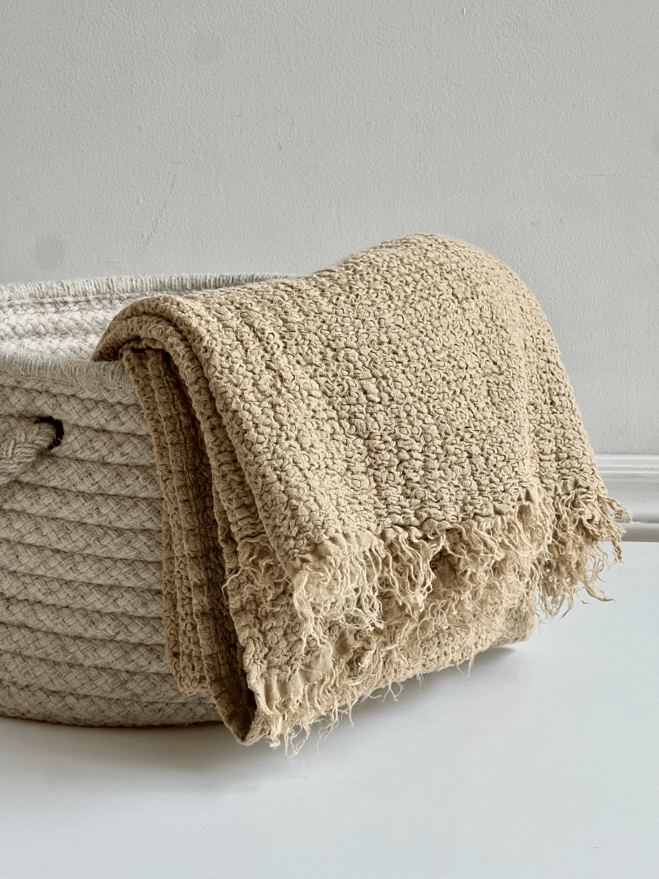 Nantucket Linen Throw - available in 5 colors - Velora Luxury Fashion