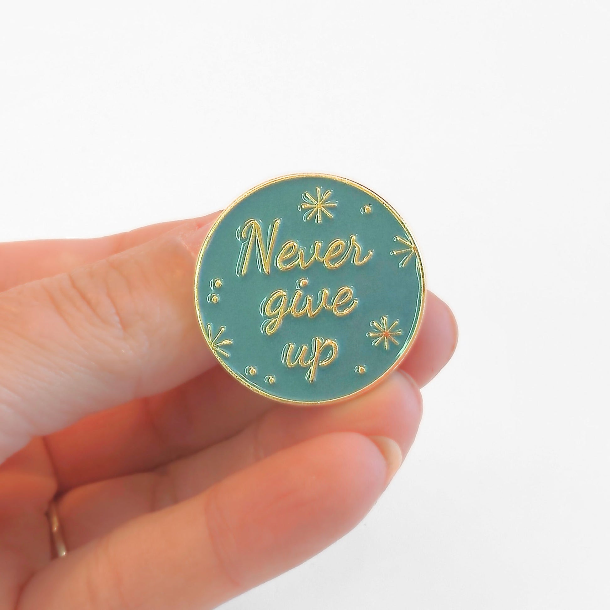 Never Give Up | Collectible Pin - Velora