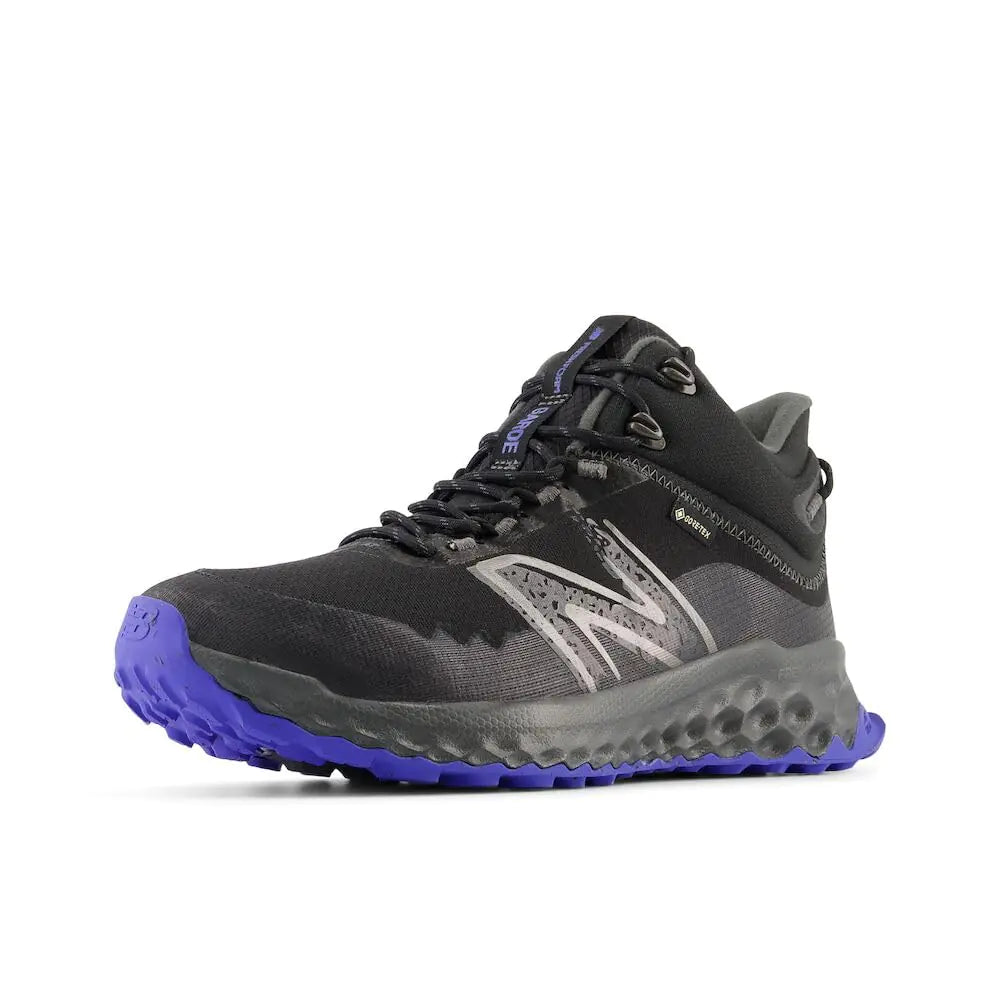 New Balance Mens Fresh Foam Garoé V1 Midcut GTX Trail Running Shoe Black/Marine Blue/Blacktop 9.5 Wide - Velora Luxury Fashion